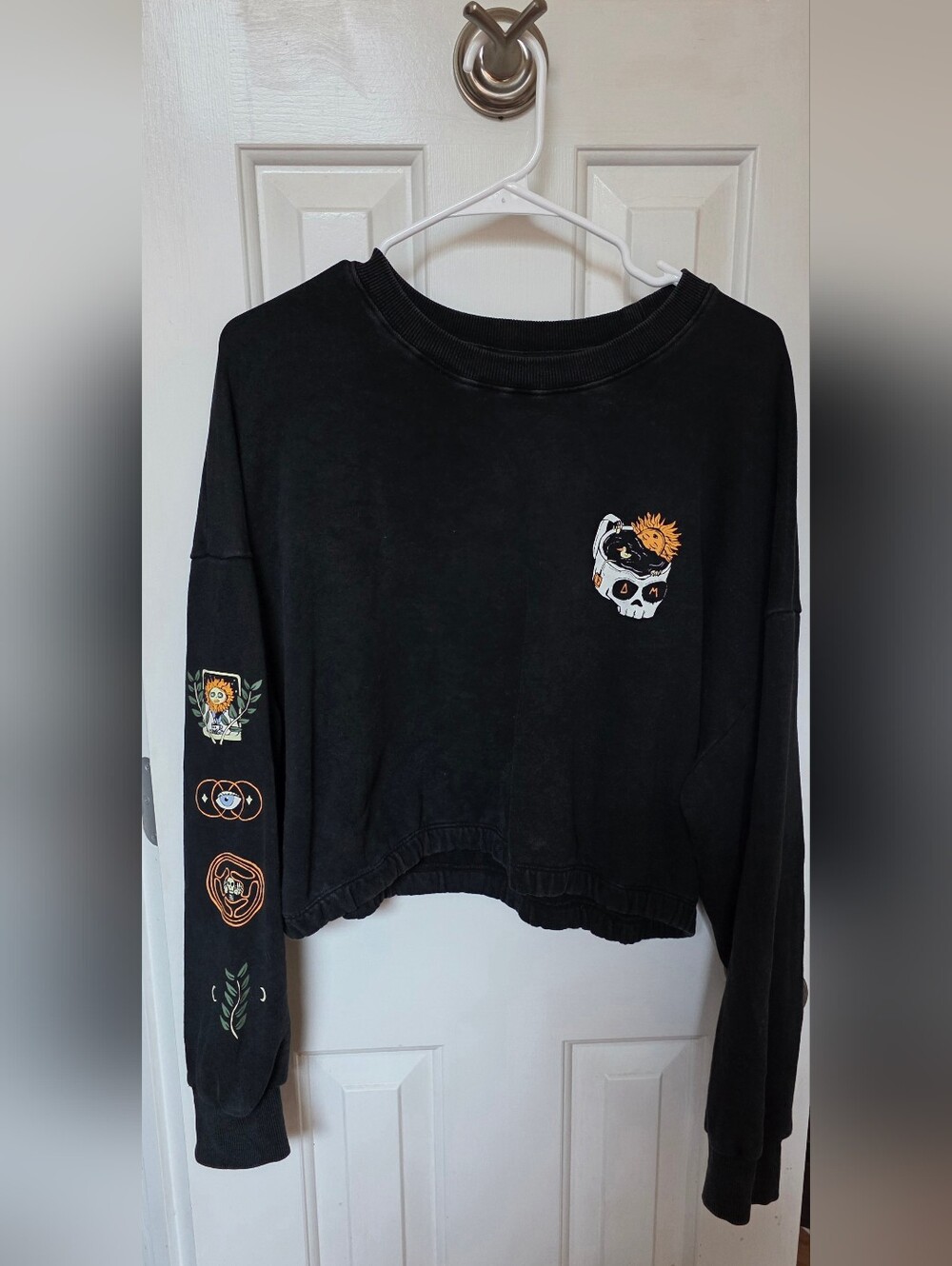 Octopied Mind Embrace The Existential Dread Cropped Graphic Sweatshirt, Size L